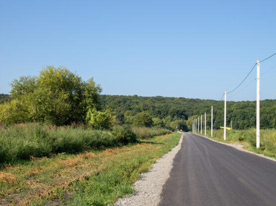 Long Driveways & Service Roads